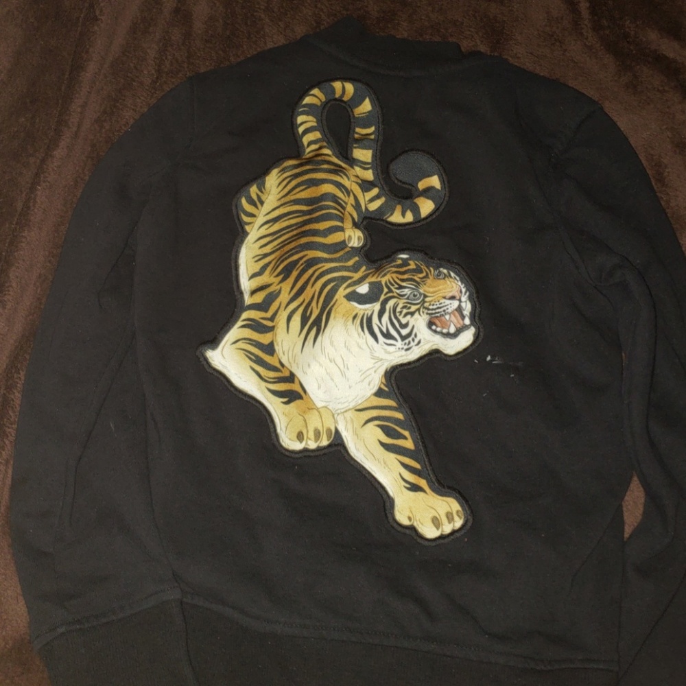 HM x Katie Scott kids top